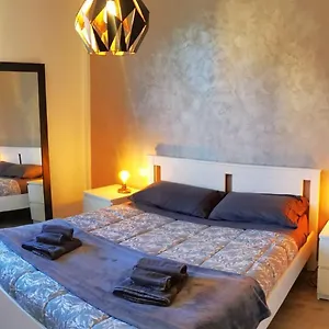 Apartment House, Bologna